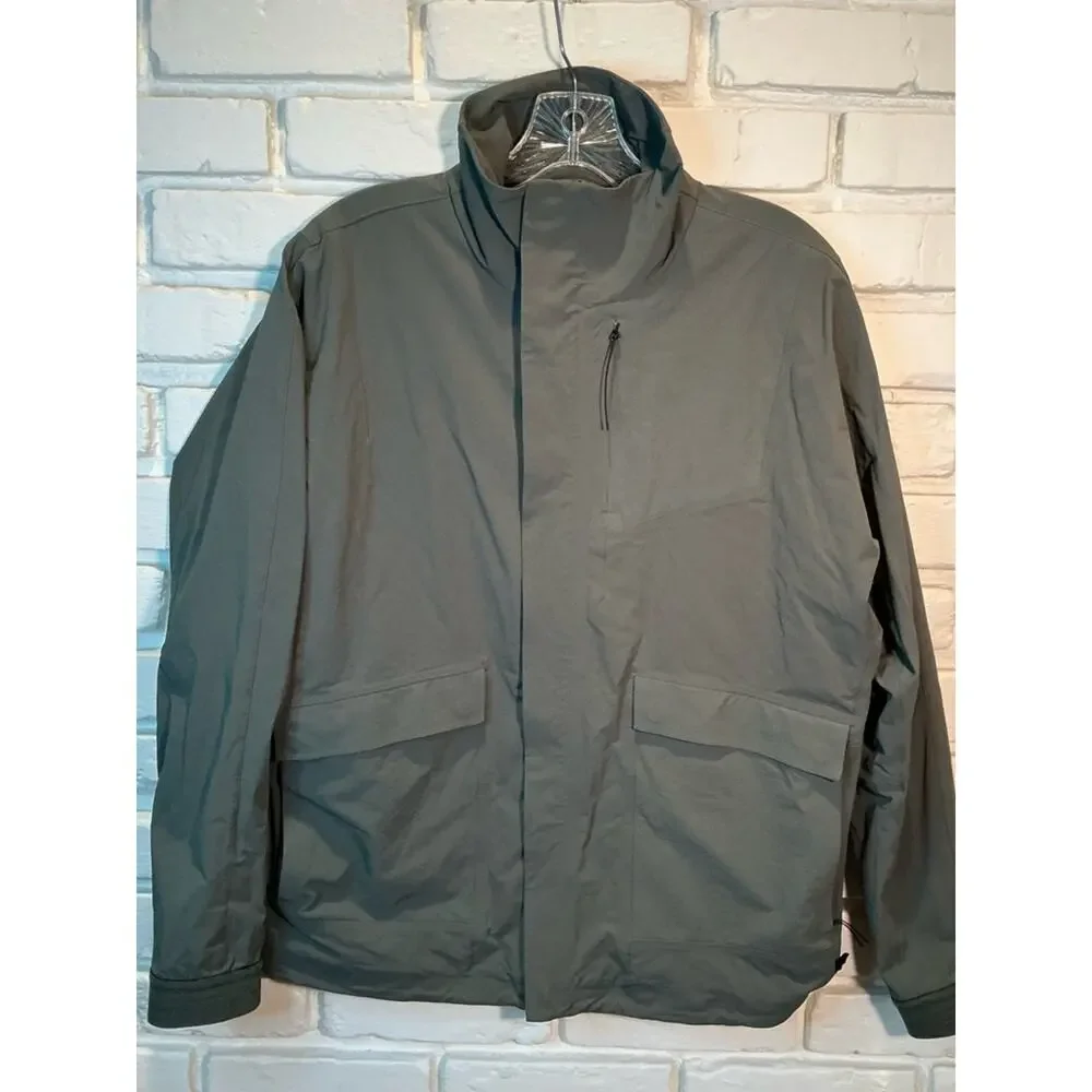 lululemon athletica excellent preowned